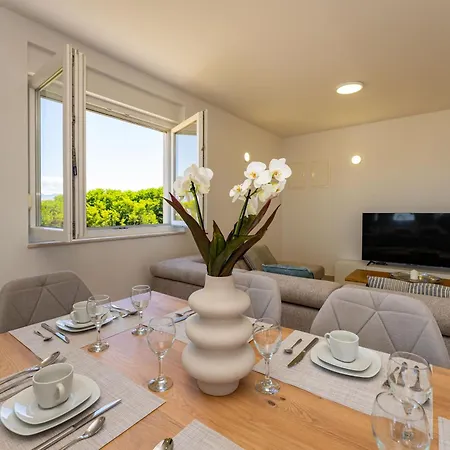 St Vitus Apartment *